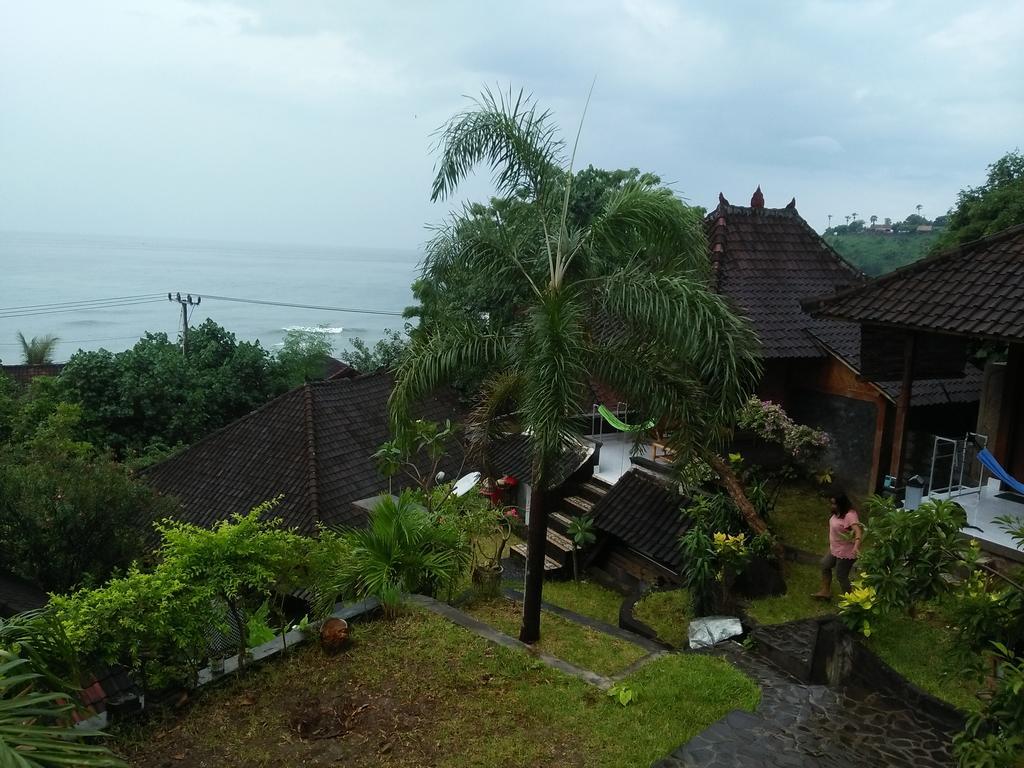 Bamboo Bali Apartment Amed Екстериор снимка