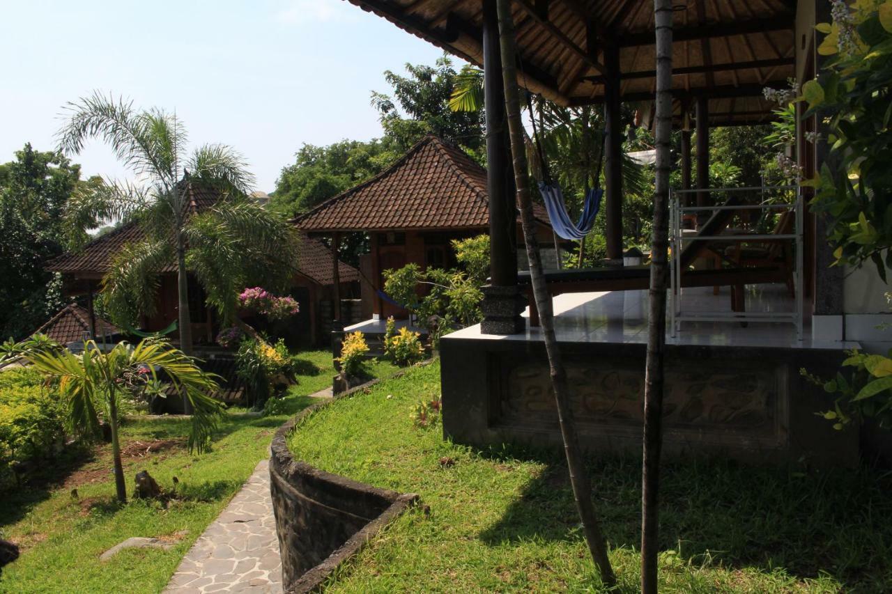 Bamboo Bali Apartment Amed Екстериор снимка
