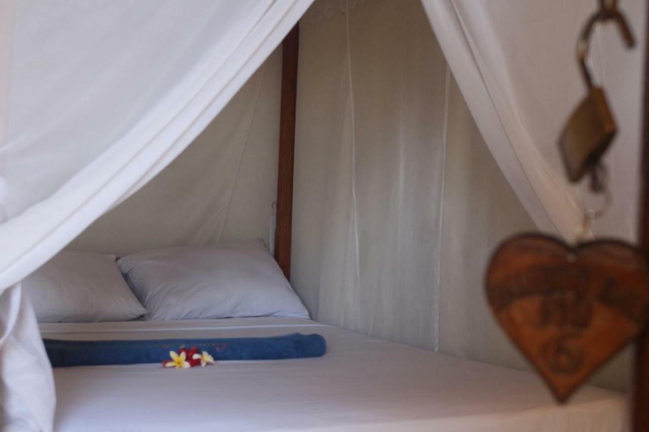 Bamboo Bali Apartment Amed Екстериор снимка